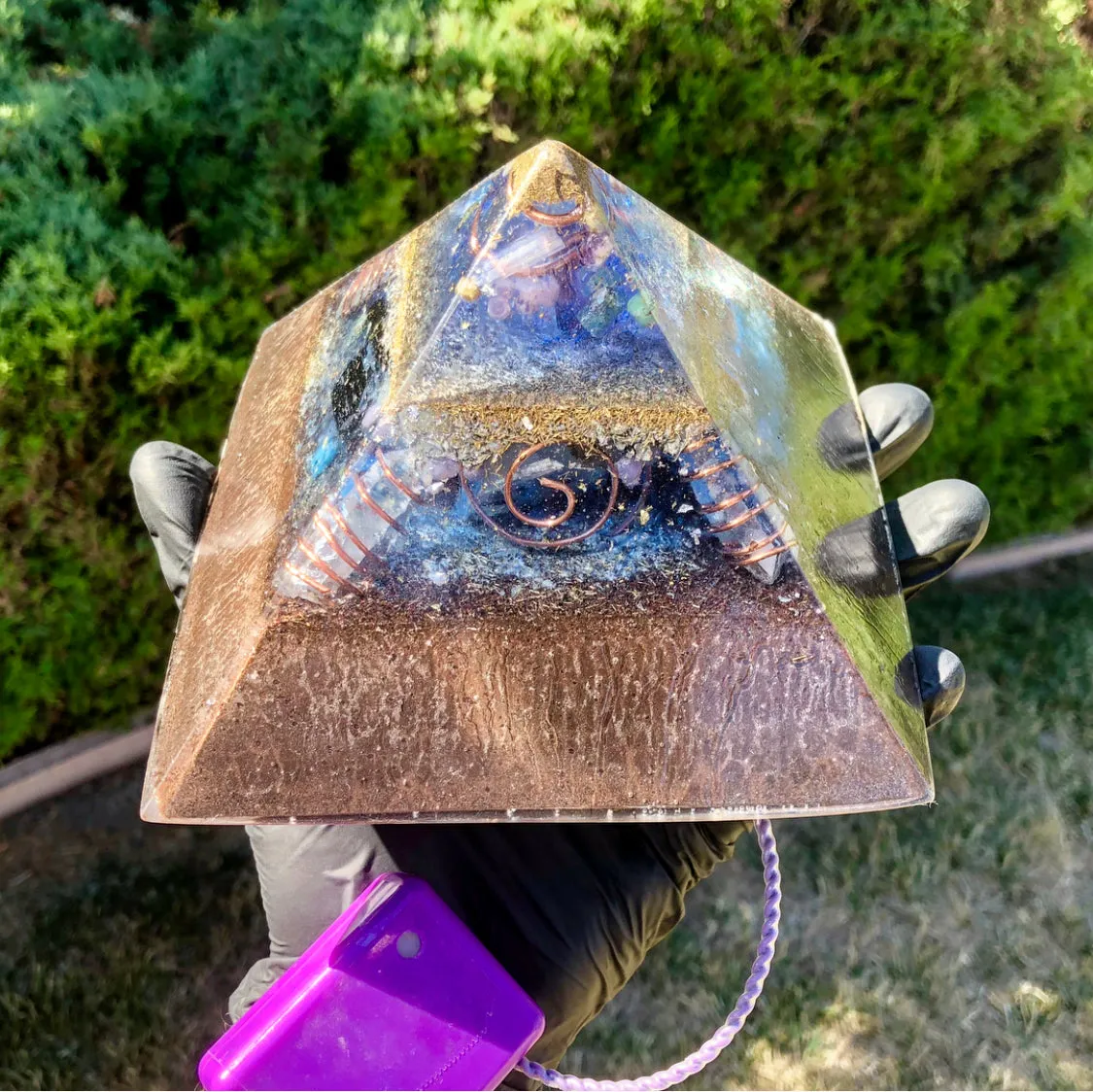 The "Jumbo Giza Equalizer" - Pulsed Radionics Orgone Pyramid, 6x6” Base