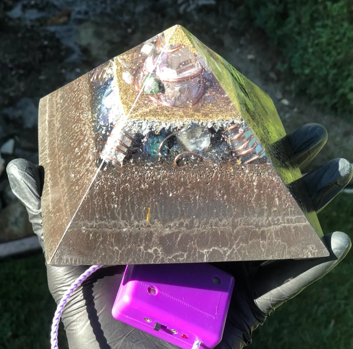 The "Jumbo Giza Equalizer" - Pulsed Radionics Orgone Pyramid, 6x6” Base