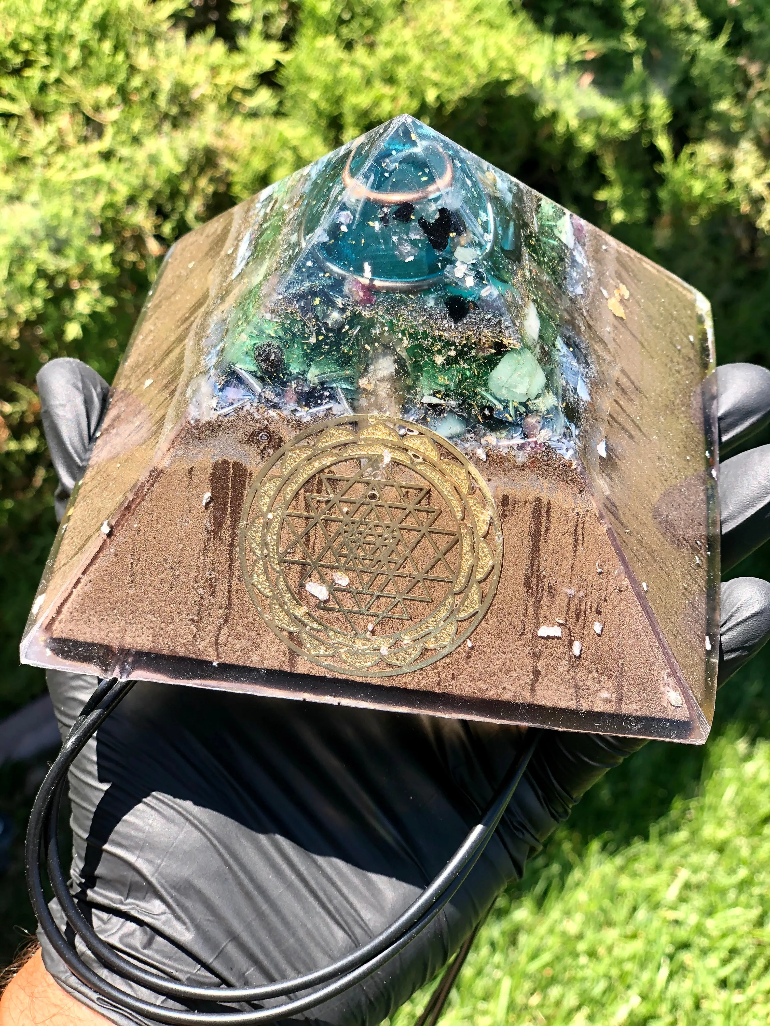 The "Jumbo Giza Equalizer" - Pulsed Radionics Orgone Pyramid, 6x6” Base