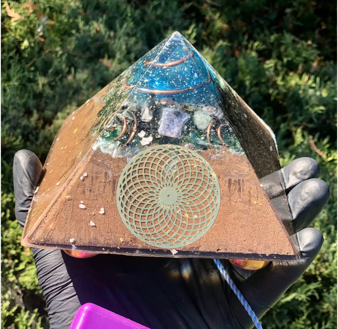 The "Jumbo Giza Equalizer" - Pulsed Radionics Orgone Pyramid, 6x6” Base