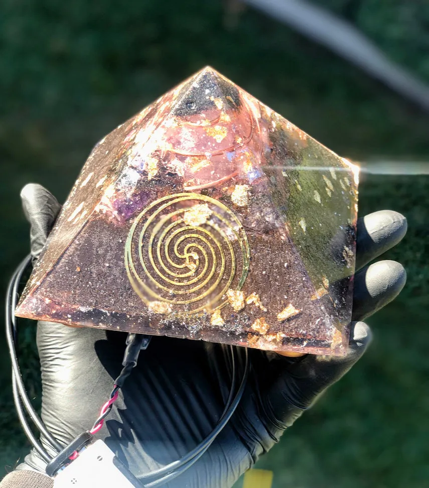 The "Jumbo Giza Equalizer" - Pulsed Radionics Orgone Pyramid, 6x6” Base