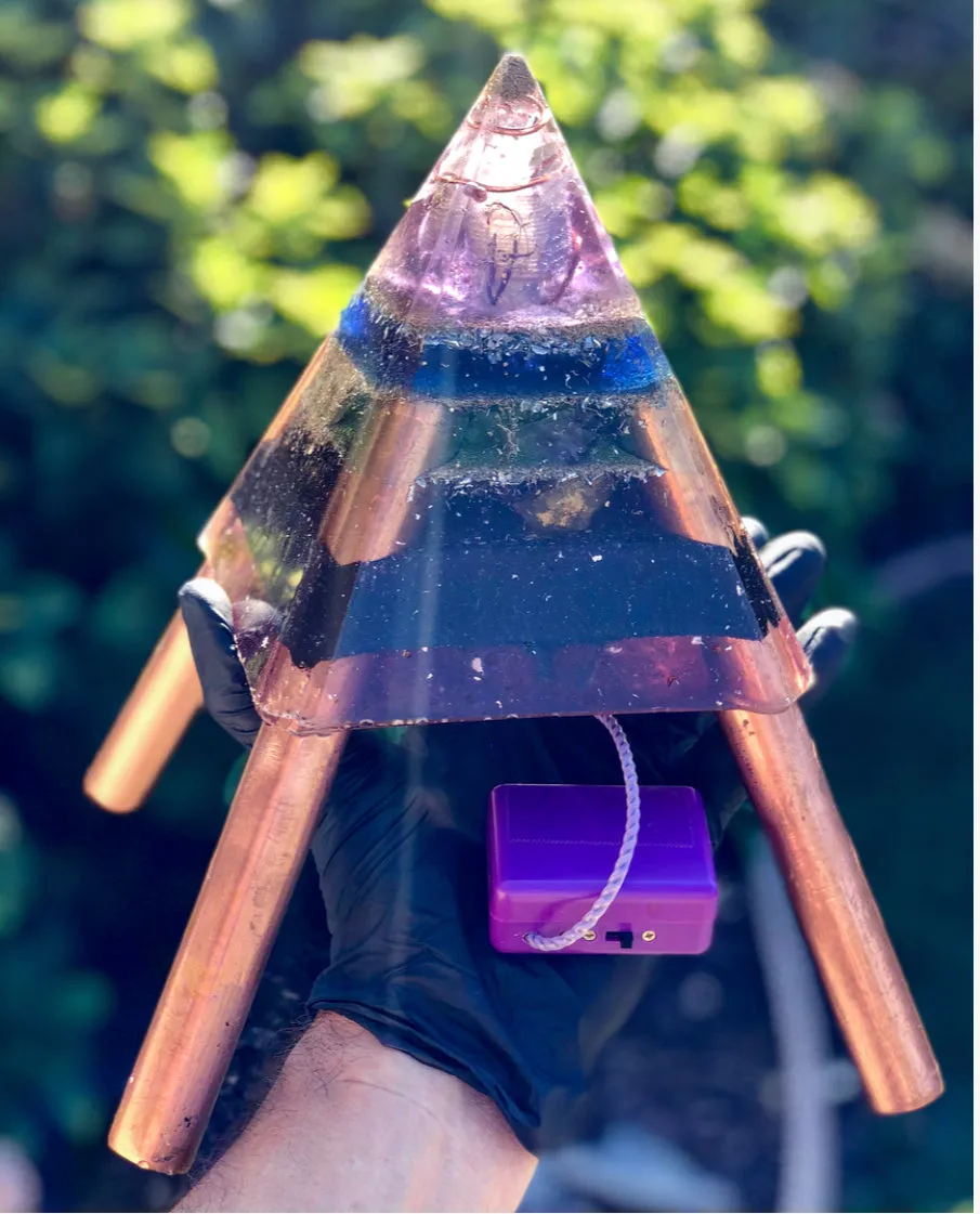 The "Nubian Chakra Equalizer Mini-Chembuster" - 6 lbs, 8 Sided Radionics Orgone Pyramid w/ Tensor Ring & Earth Pipes for grounding