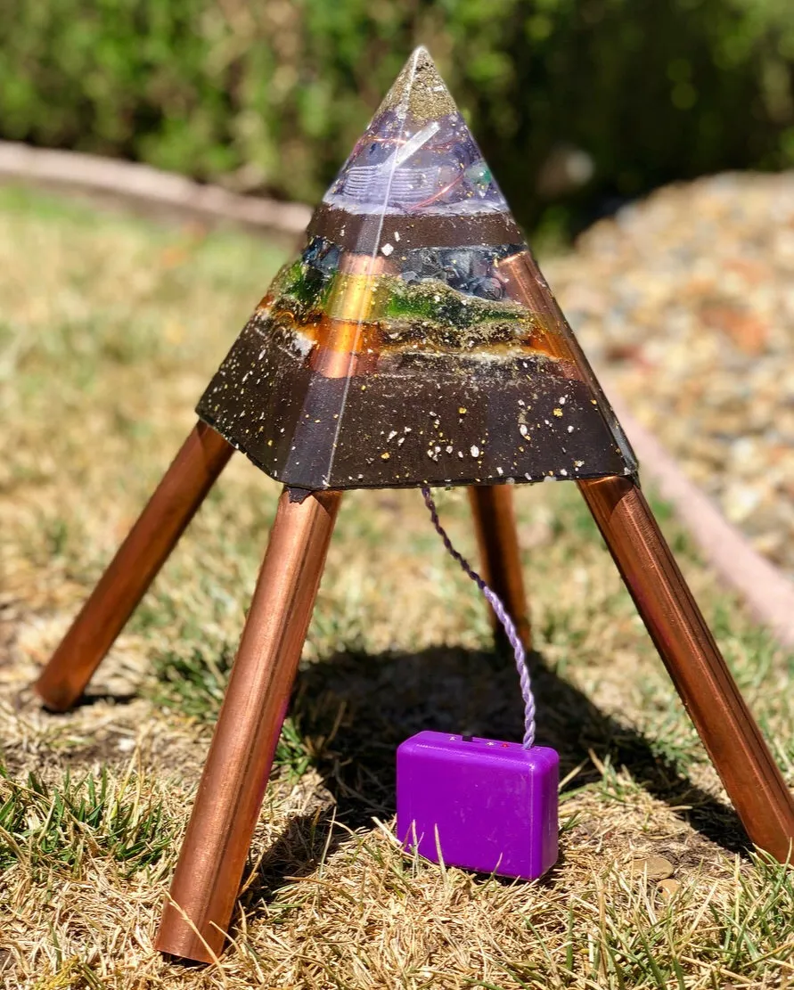 The "Nubian Chakra Equalizer Mini-Chembuster" - 6 lbs, 8 Sided Radionics Orgone Pyramid w/ Tensor Ring & Earth Pipes for grounding