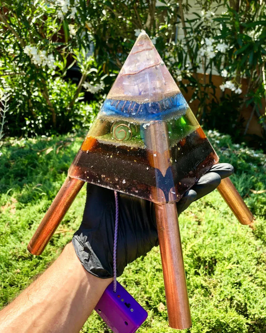 The "Nubian Chakra Equalizer Mini-Chembuster" - 6 lbs, 8 Sided Radionics Orgone Pyramid w/ Tensor Ring & Earth Pipes for grounding