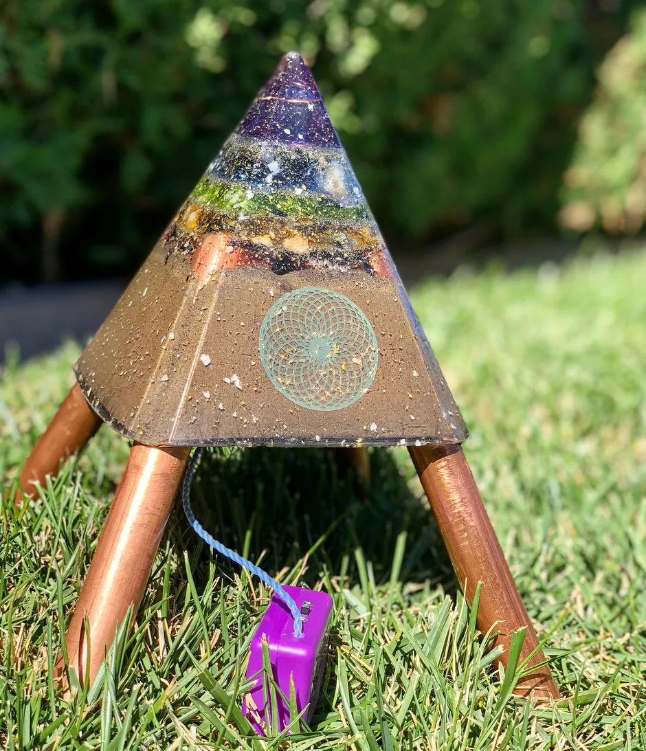 The "Nubian Chakra Equalizer Mini-Chembuster" - 6 lbs, 8 Sided Radionics Orgone Pyramid w/ Tensor Ring & Earth Pipes for grounding