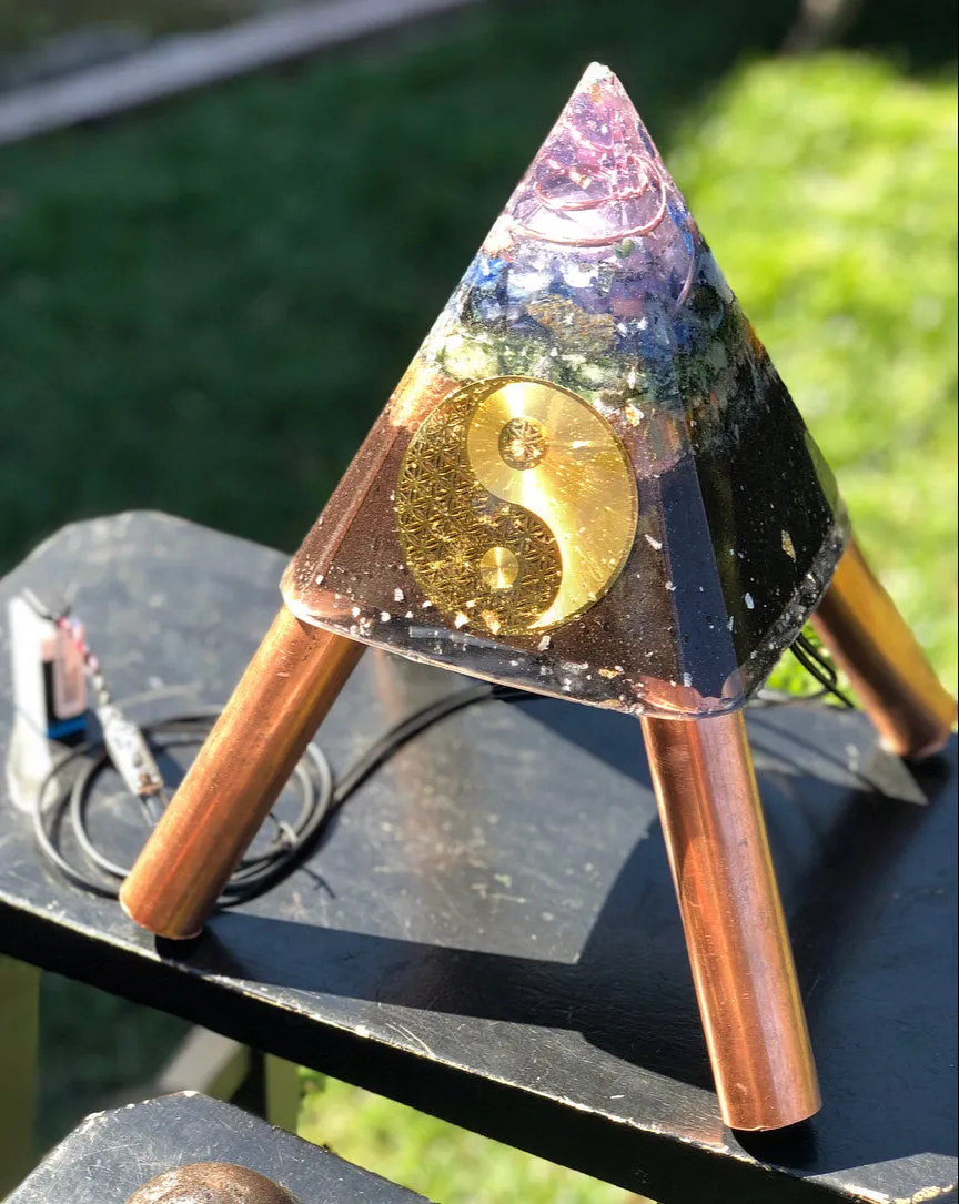 The "Nubian Chakra Equalizer Mini-Chembuster" - 6 lbs, 8 Sided Radionics Orgone Pyramid w/ Tensor Ring & Earth Pipes for grounding