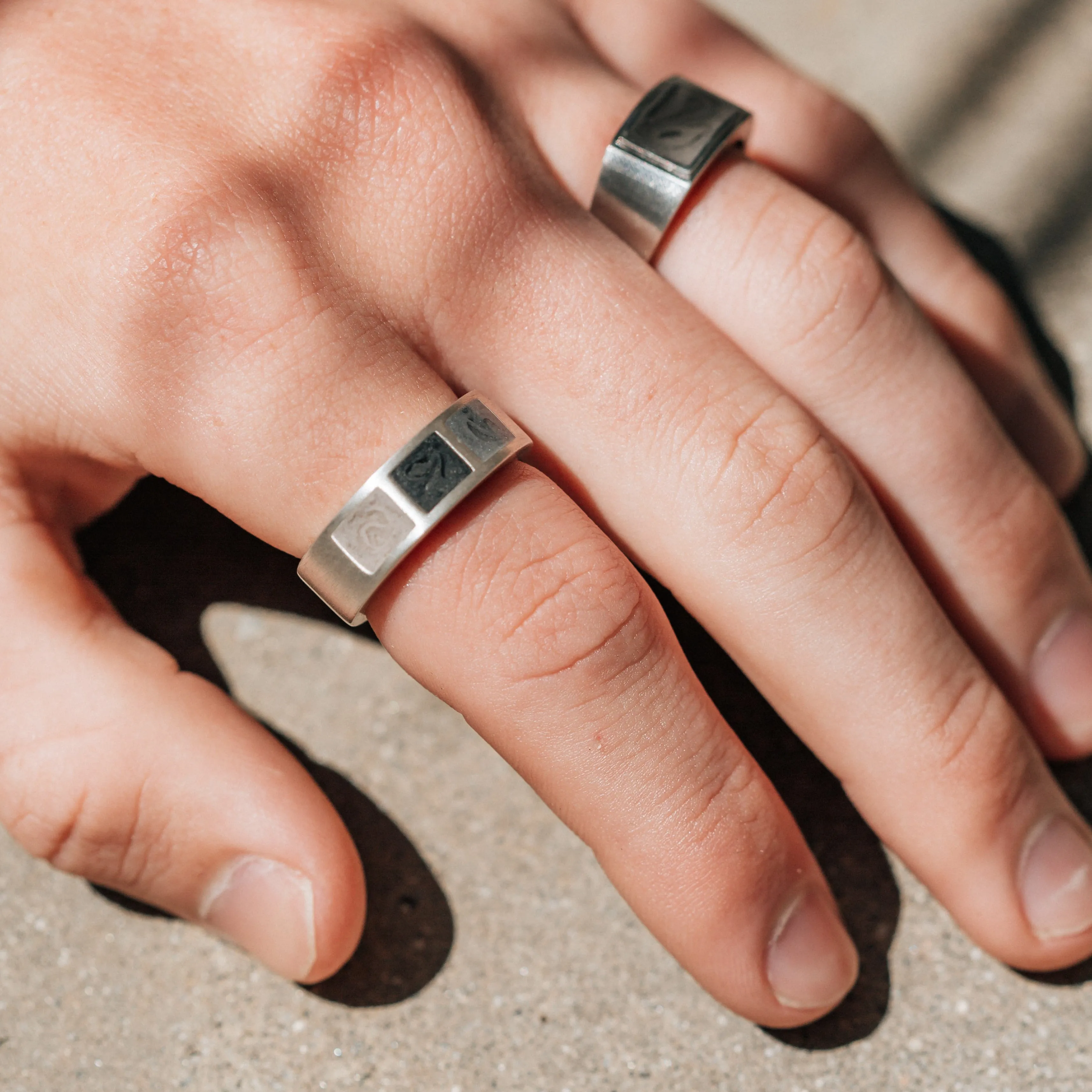 Three Setting Classic Band Cremation Ring in 14K Yellow Gold