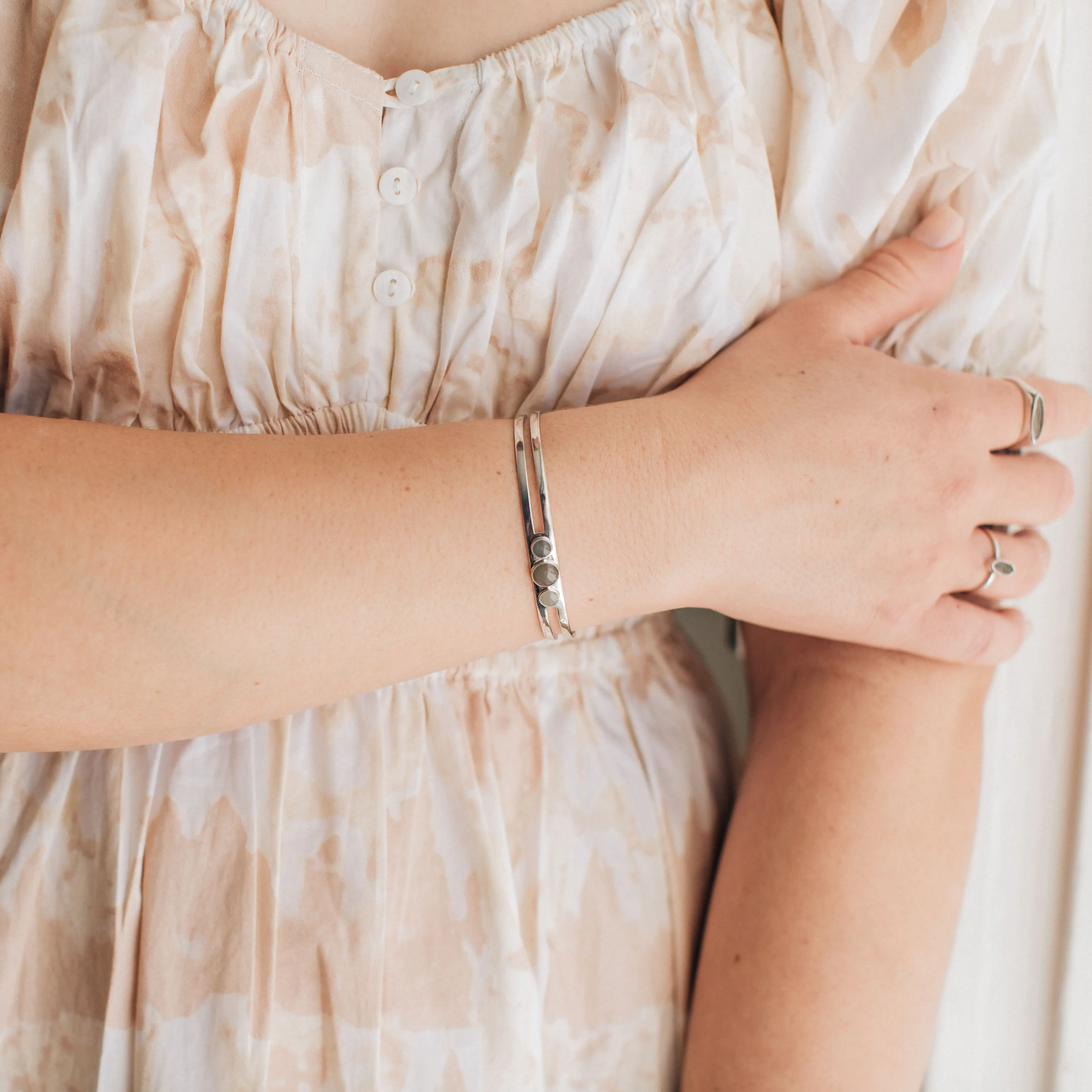 Three Setting Cuff Cremation Bracelet in 14K Yellow Gold