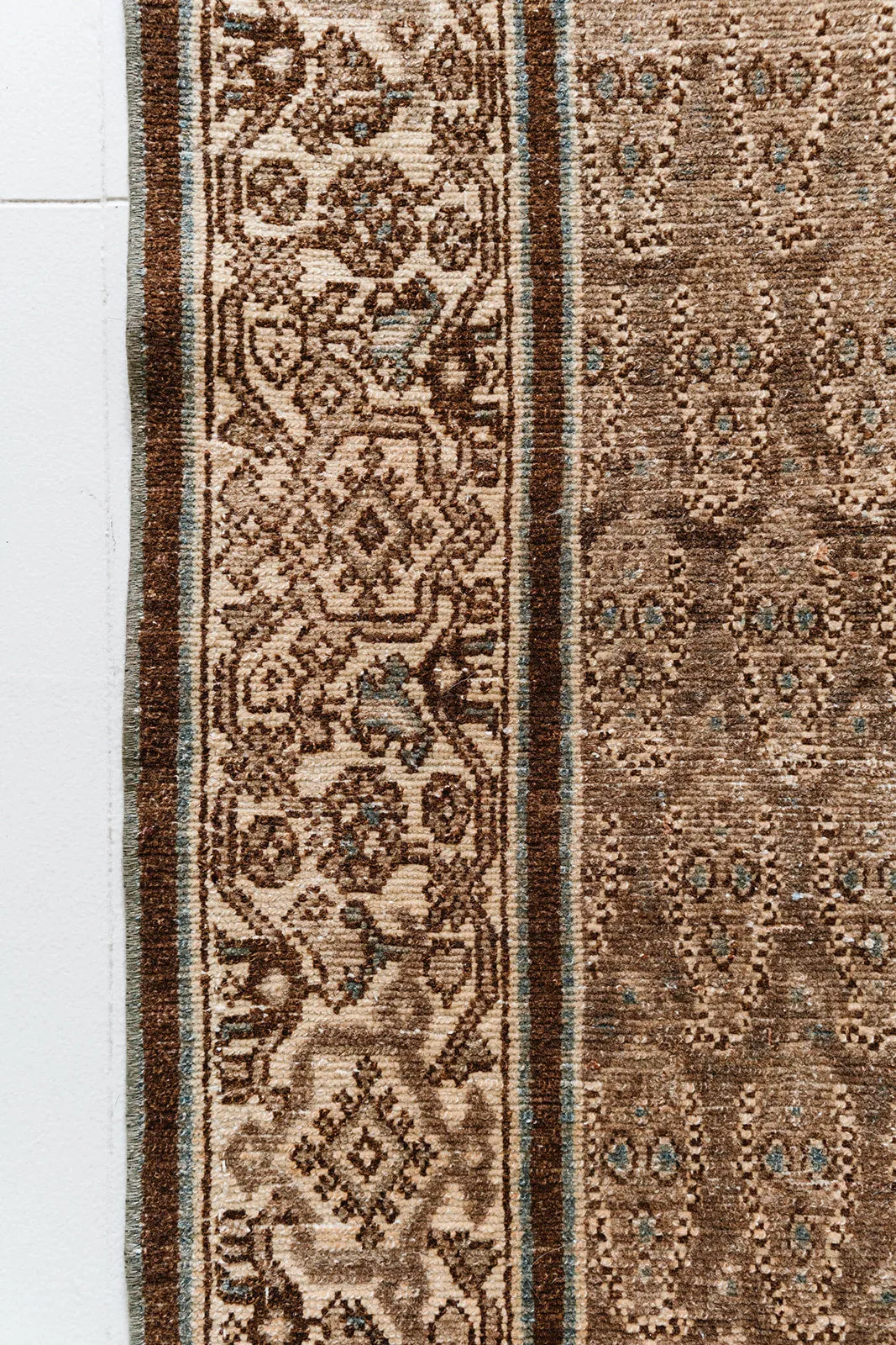 UKB No. 015 | 3’1" x 13’3"