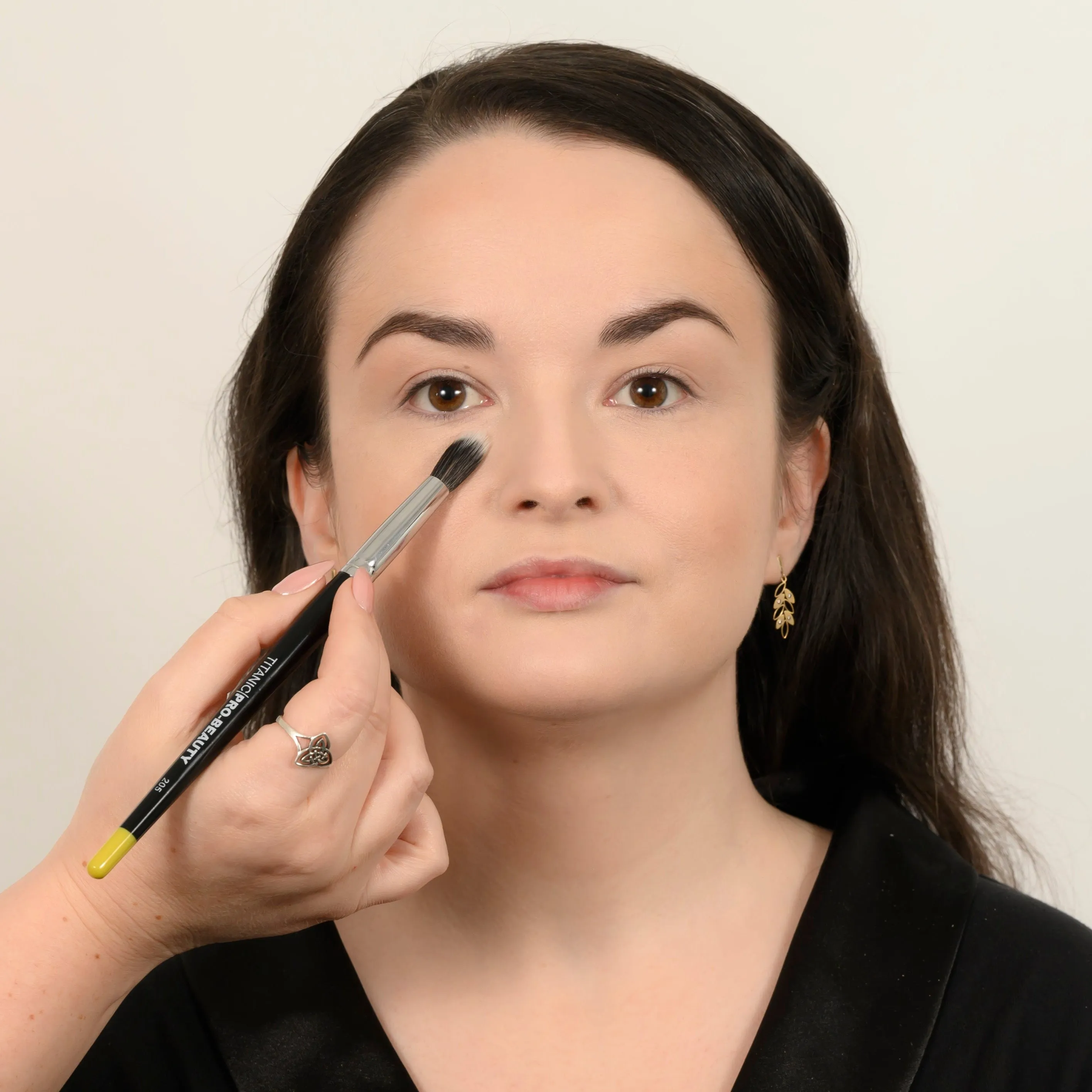 Ultimate Essentials - 11 Piece Beauty Set