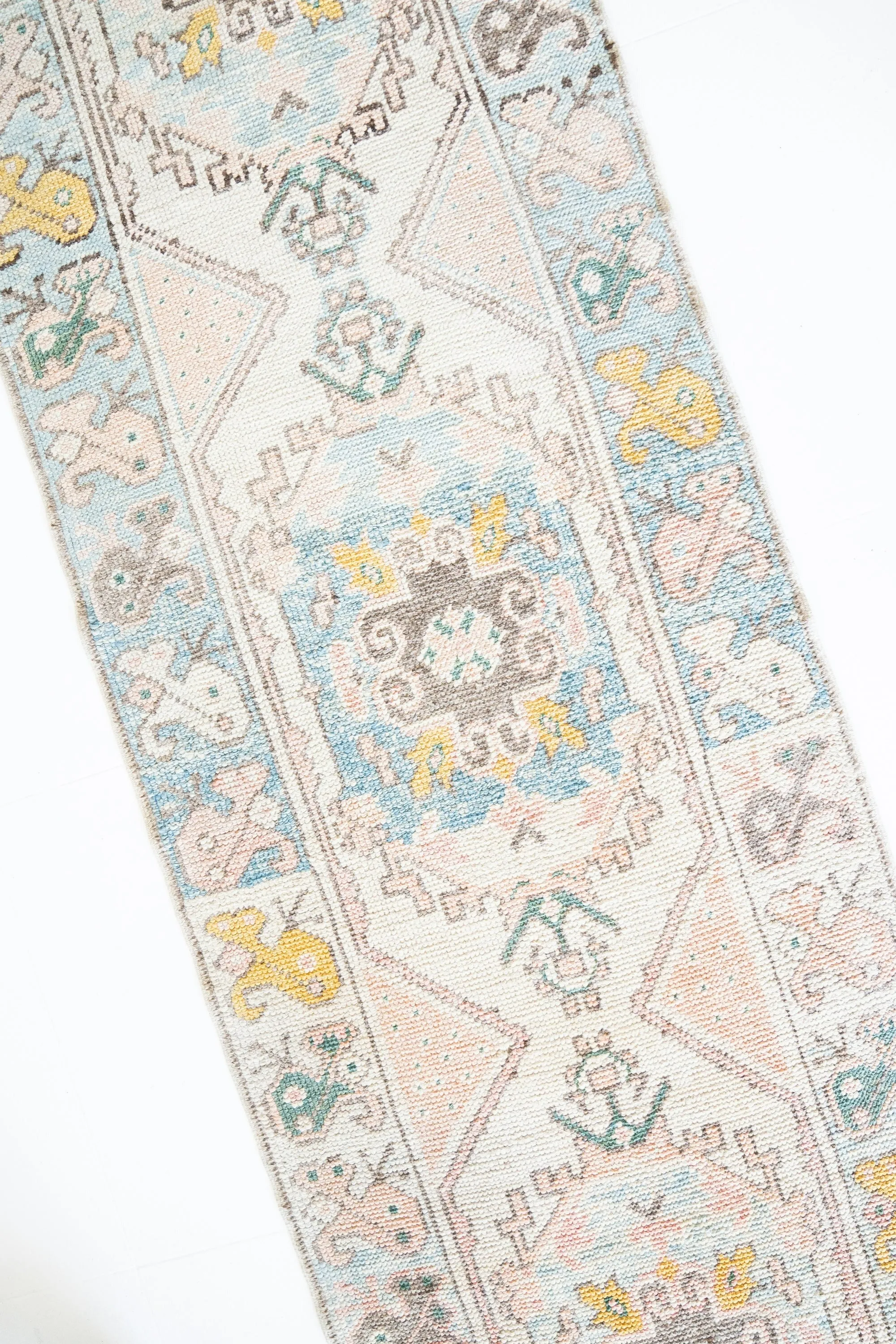 Vintage Turkish Anatolian Runner Rug No. 346 | 2'9 x 11'2