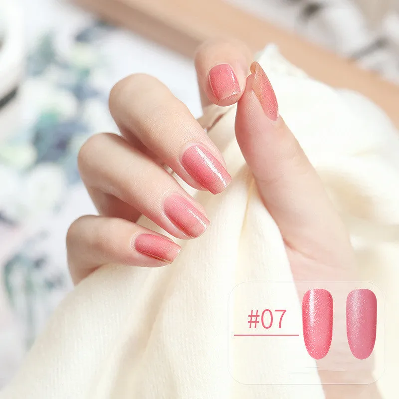 Water-based peel-off nail polish that can be peeled and dried without baking