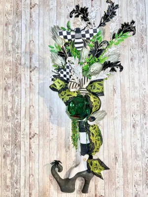 XL Halloween Witch Boot Door Hanger, Elegant Halloween Door Hanger, Witch Door Hanger, Glam Halloween Party Decoration, Halloween home decor